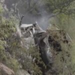 Autobús cae de un puente en Sudáfrica y causa muerte de 45 personas