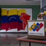 Siguen bloqueando dirigentes opositores en Venezuela